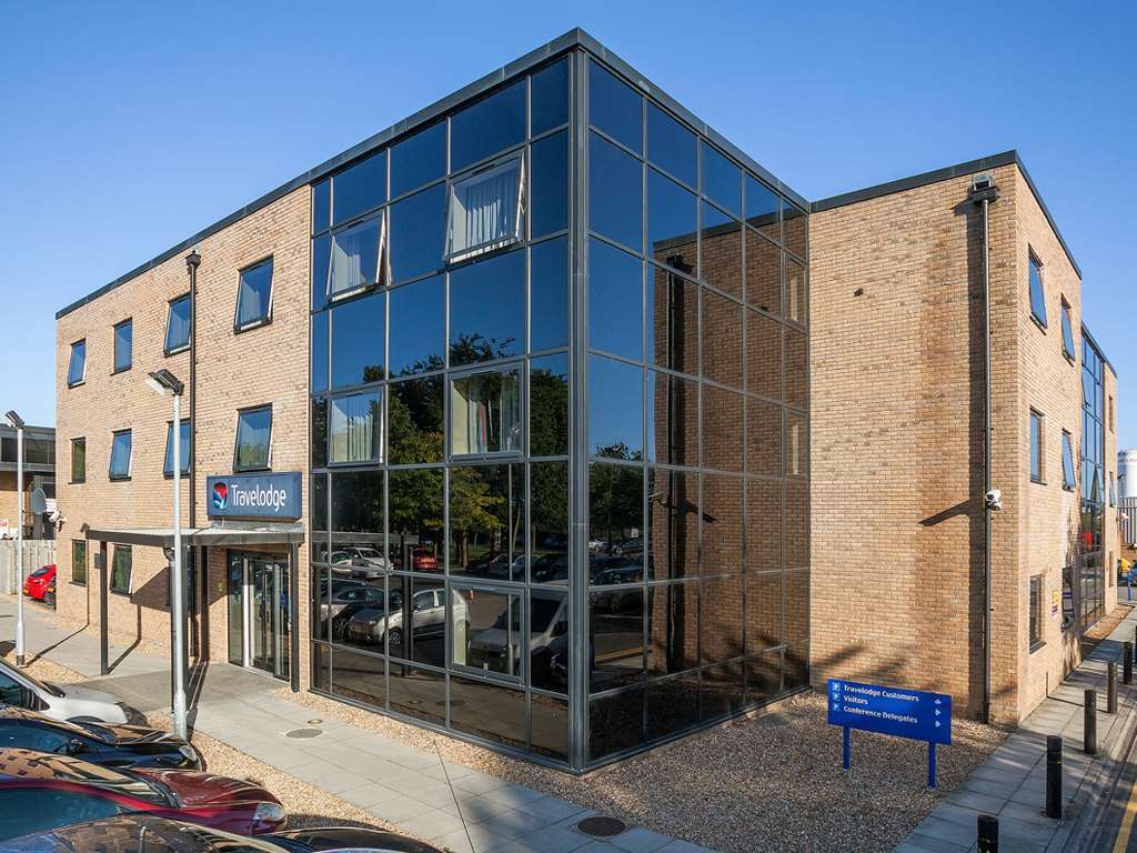 Travelodge Bedford Esterno foto